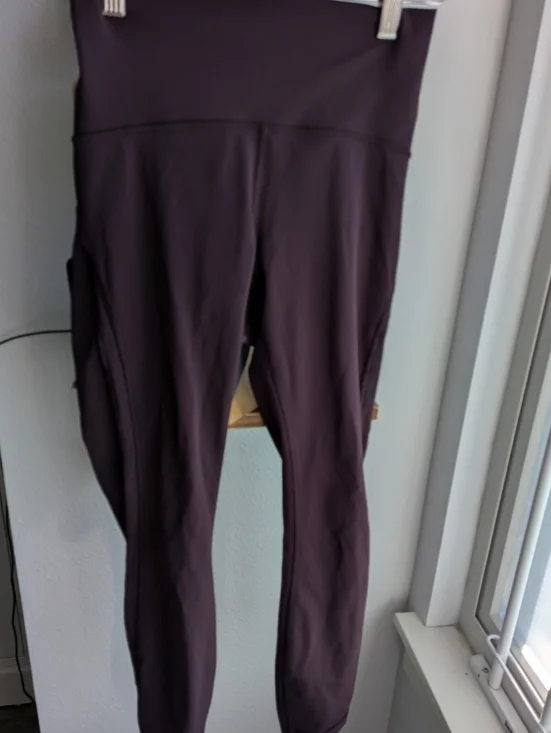 Lululemon Meant to Move High-Rise Tight 25" - Size 4 - Black Cherry - Picture 11 of 12